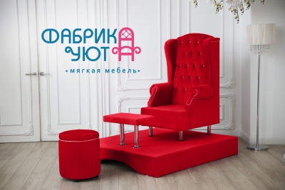 Комплект трон на пьедестале Беатриса №3 для педикюра, маникюра и тд. цвет Красный 28