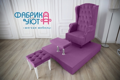 Комплект трон на пьедестале Беатриса №1 для педикюра, маникюра и тд. цвет Розовый 25